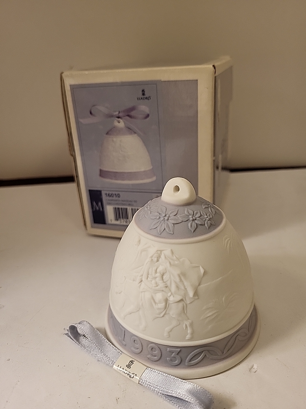 1993 Lladro Porcelain Bell Ornament New In Box